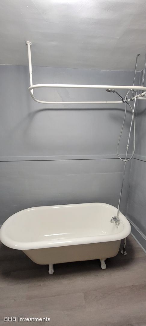 Foto del edificio - 2 br, 1 bath House - 344 W. 28th St