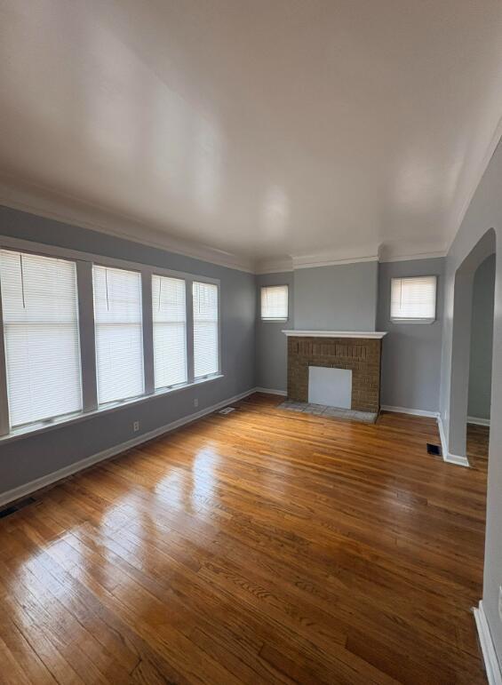 Building Photo - 17289 Bentler St