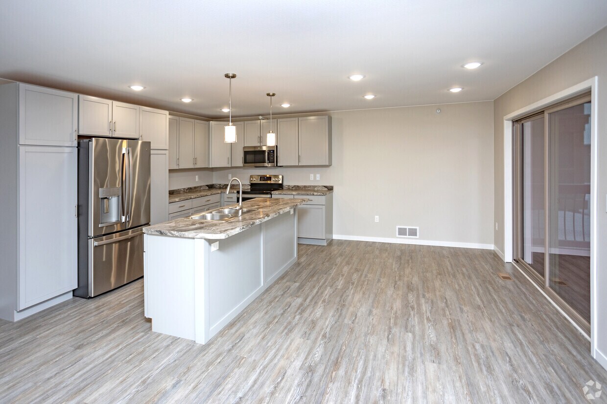 Empire Townhomes Townhomes for Rent Grand Forks, ND