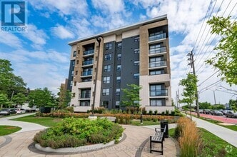 Building Photo - 1-211 Falaise Rd