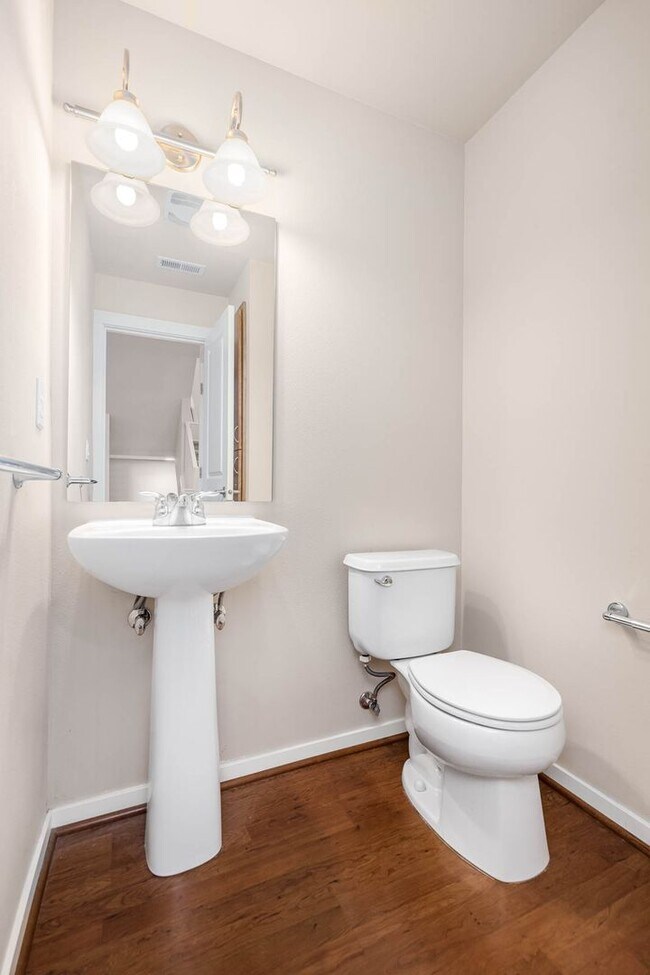 Foto del edificio - 93 Cougar Ridge Rd NW