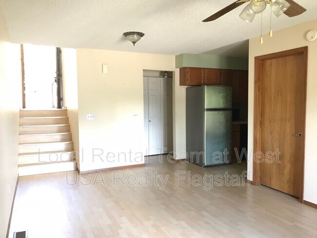 Foto del edificio - 5701 N Villa Cir