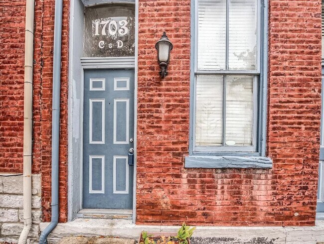 Front Entrance with Smart Lock and Video Doorbell - 1703 S 11th St
