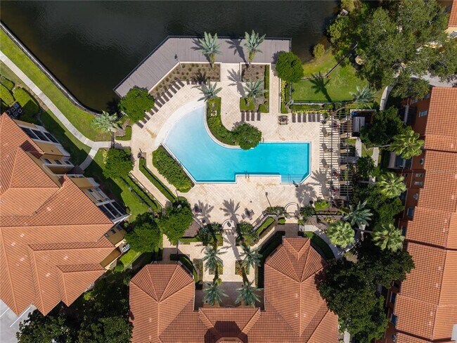 Foto del edificio - 6153 Metrowest Blvd