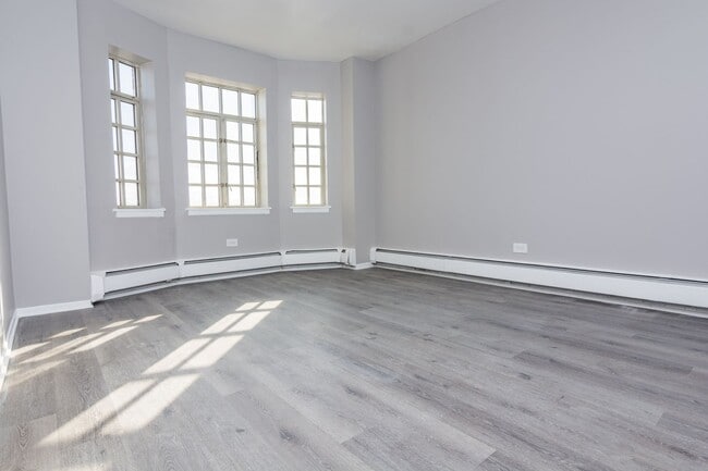 Building Photo - 7145 S Cyril Ct