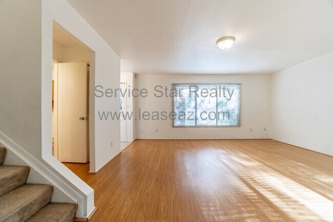 Building Photo - 4544 N 15th Ave