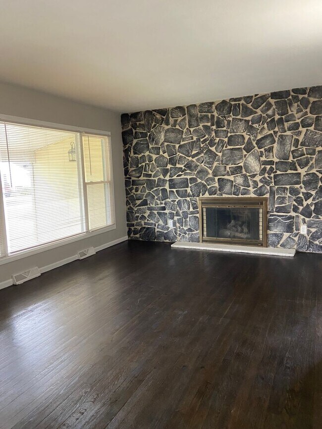 Foto del edificio - This property is available on a rent-to-own basis.