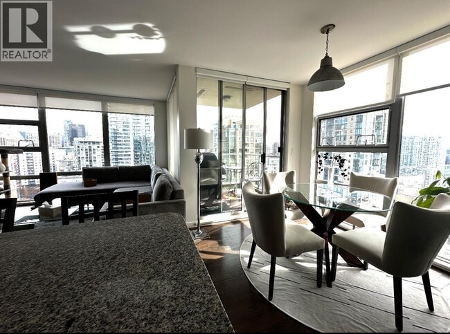 Photo du bâtiment - 1225 Richards St