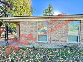 Building Photo - 4079 Forest View Dr