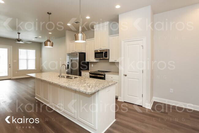 Building Photo - 4821 Mokki Ln.