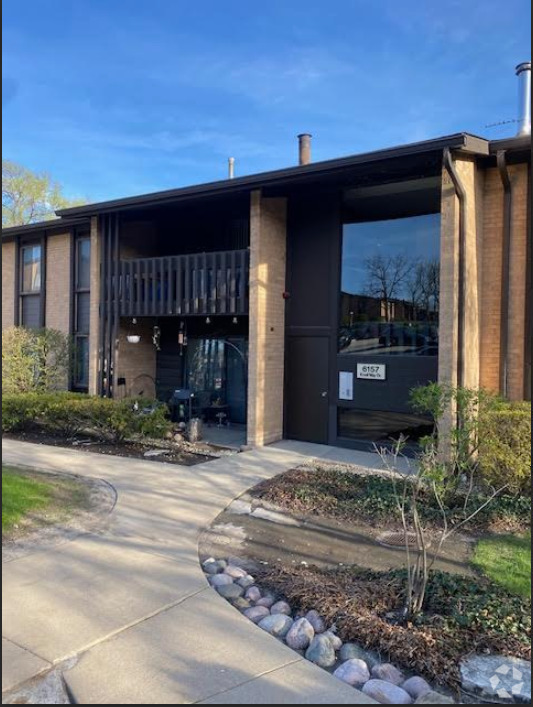 Building Photo - 6157 Knoll Way Dr