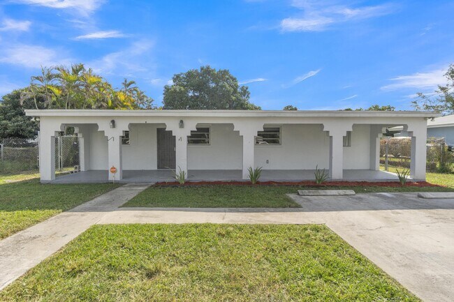 Building Photo - 10220 SW 178th St