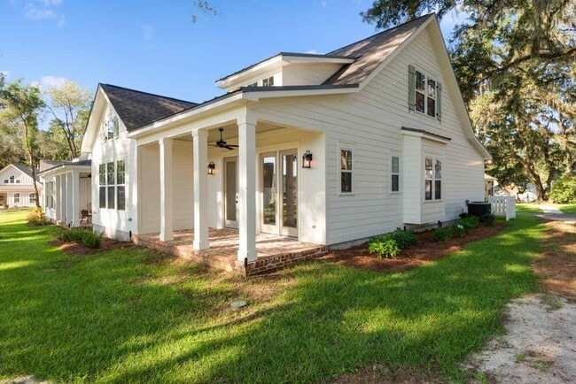 Building Photo - 313 Dahlonega Dr.