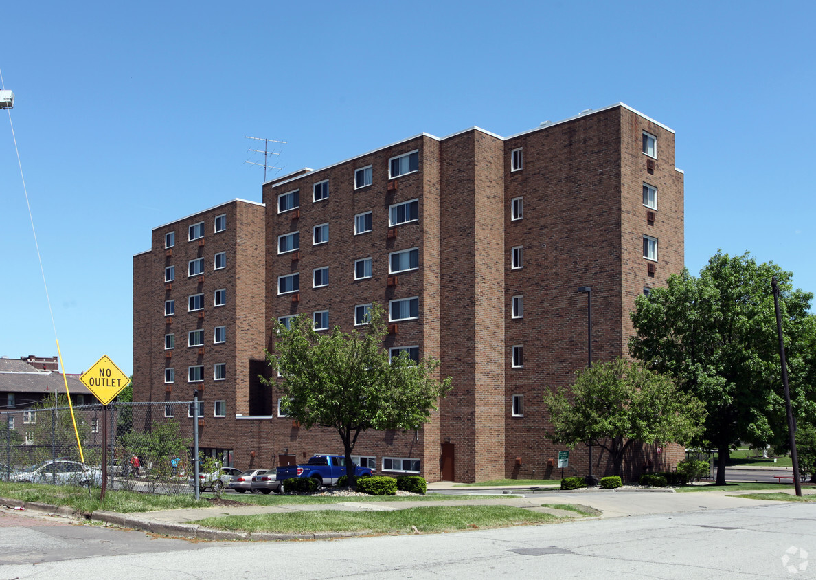 Primary Photo - Calvary Towers