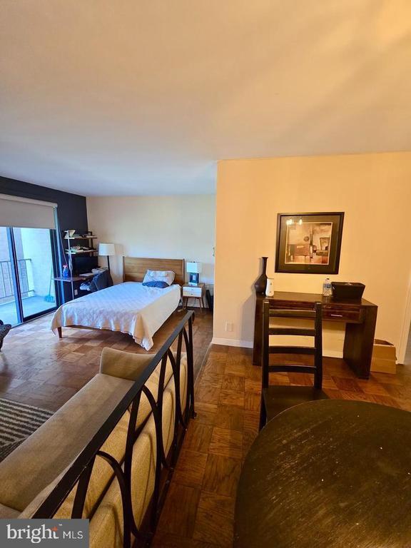 Foto del edificio - 2201 L St NW