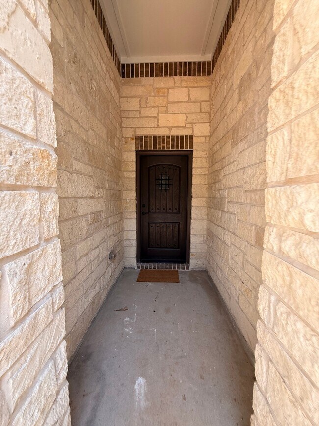 Foto del edificio - 14844 Coaltown Rd