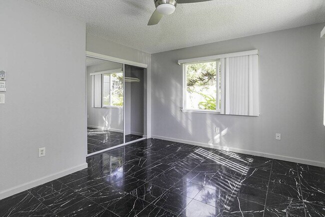 Foto del edificio - 95-1023 Ainamakua Dr #111