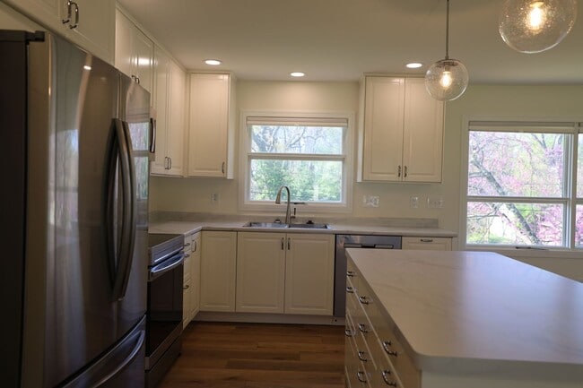 Foto del edificio - 3925 W Walnut Leaf Dr