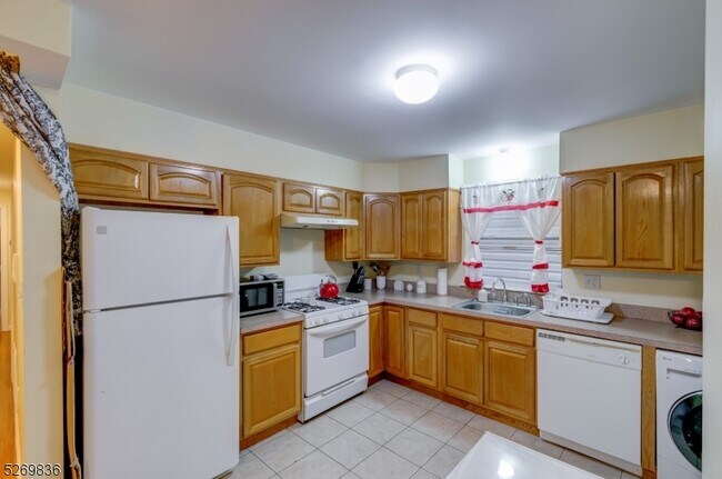 Foto del edificio - 652 4th St
