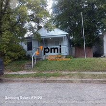 Building Photo - 1619 S Randolph St