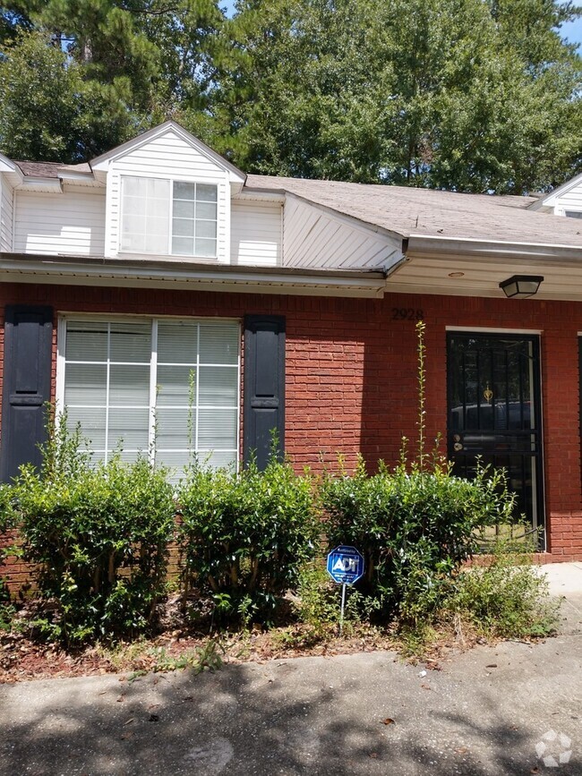 Building Photo - 2928 Capital Park Dr