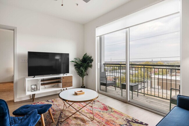 Foto del edificio - 633 E Main St