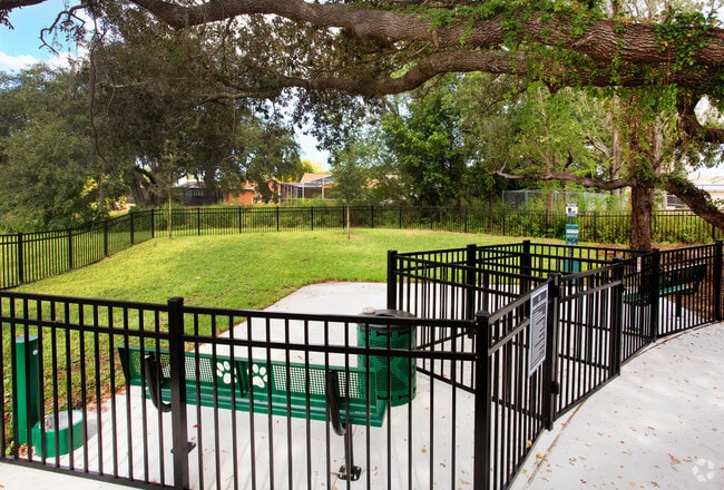 Dog Park - Hammock Ridge, II