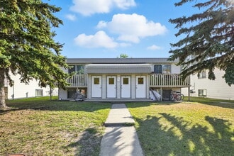 Building Photo - 4809-4852 52 St