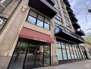 Building Photo - 1516 S Wabash Ave