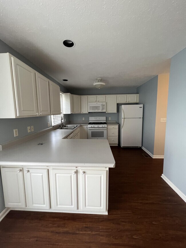 Foto del edificio - 152 Meadow Ridge Dr