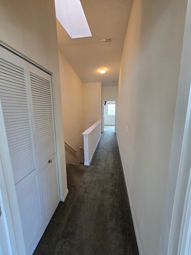 Building Photo - 346 Madeira Cir