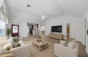 Building Photo - 14730 Fir Knoll Way