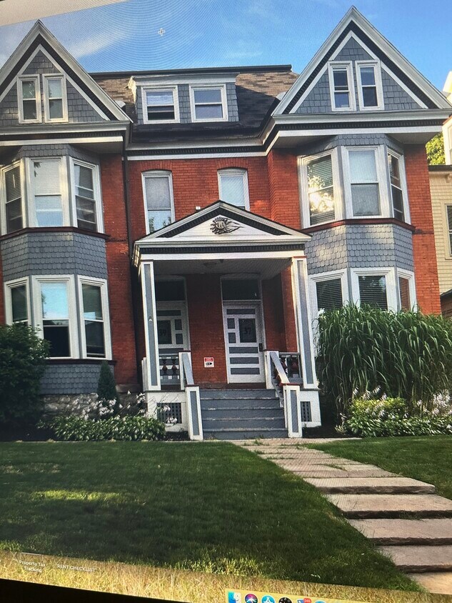 Foto principal - 39 Cottage St