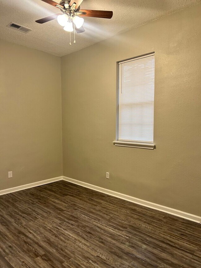 Foto del edificio - Newly Renovated Home in South Memphis