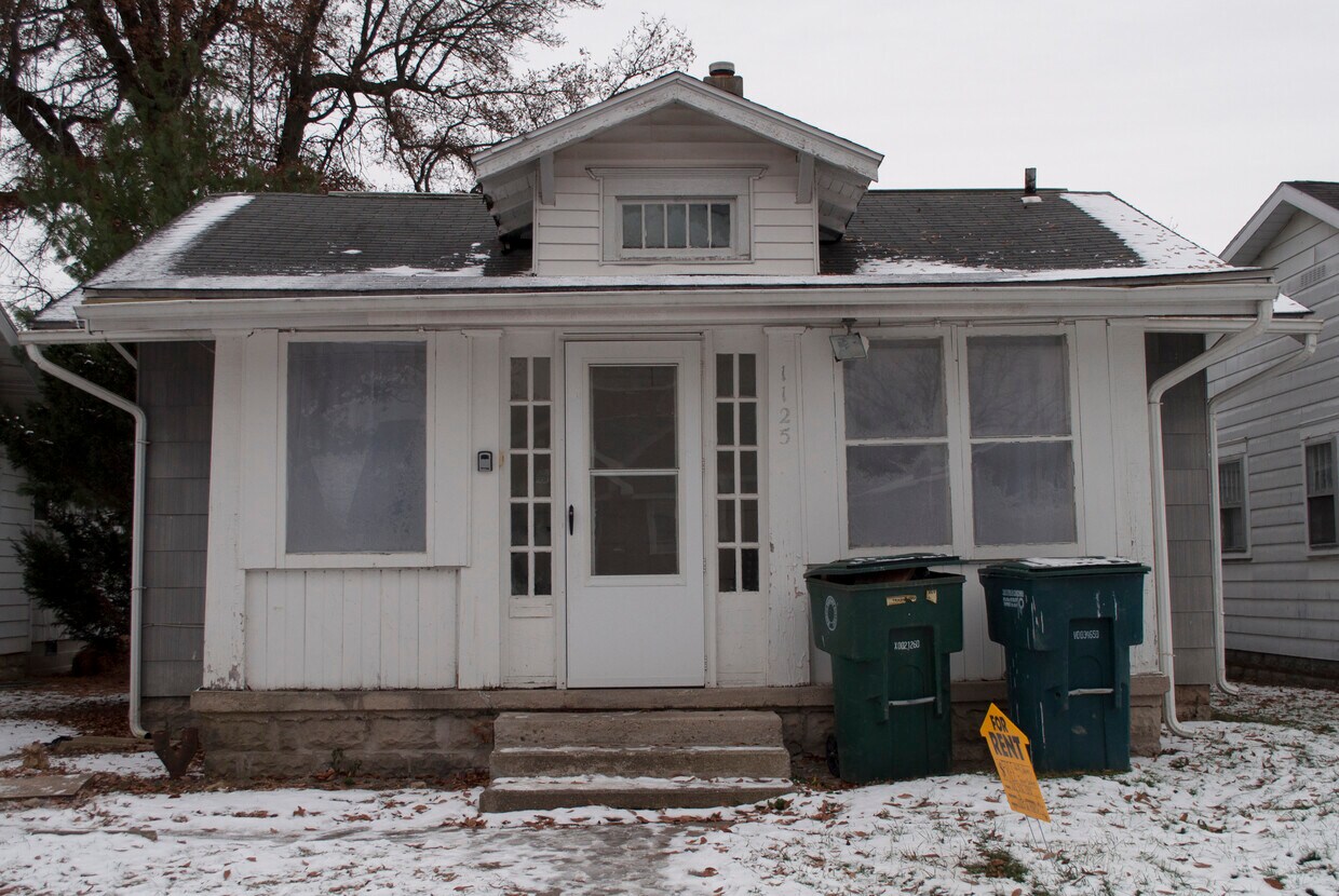 Primary Photo - 1125 W Marsh St