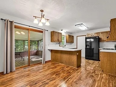 Building Photo - 428 Grand Ridge Dr