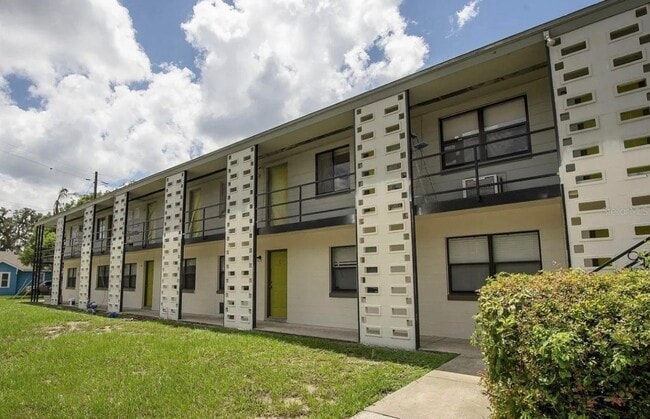 Building Photo - Virginia Drive Apartments