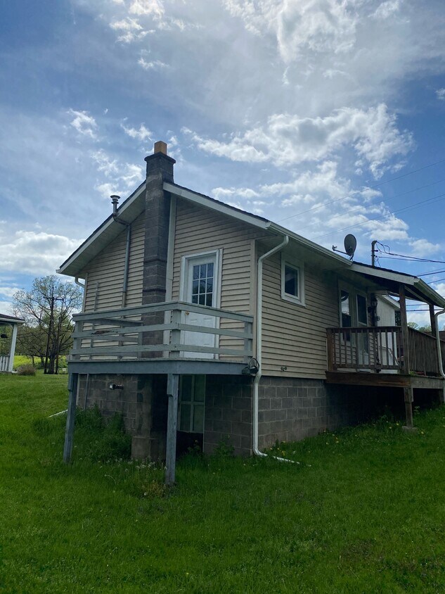 1625 PA307, Dalton, PA 18414 House Rental in Dalton, PA