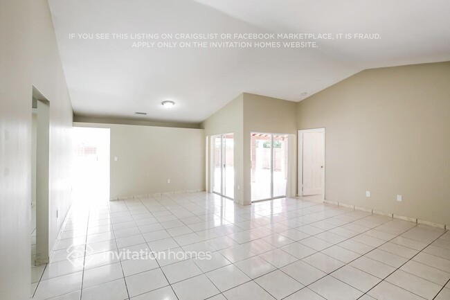 Building Photo - 7845 SW 161st Ave