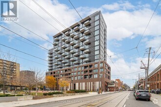 Building Photo - 270-270 Dufferin St