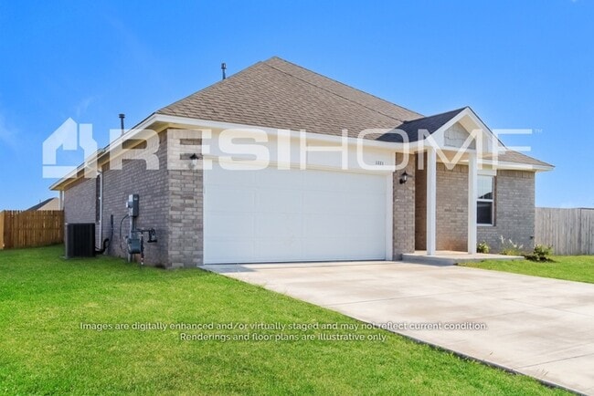 Photo - 1230 Lakeview Dr (Edmond, OK) House