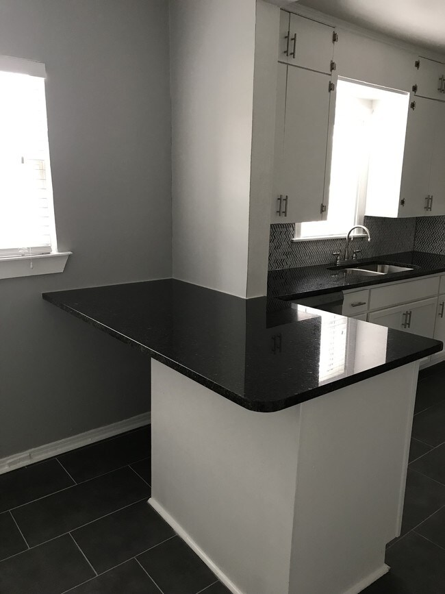 Cocina - 1401 Hurley Ave