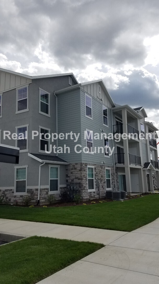 Foto del edificio - Pet Friendly Condo