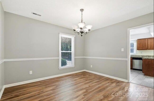 Building Photo - 11610 Charnwood Ct