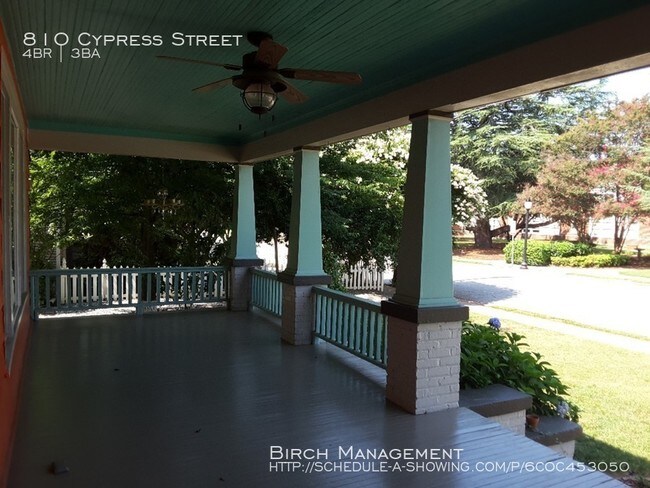 Building Photo - 810 Cypress St