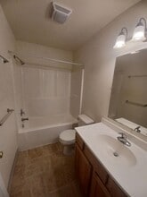 Building Photo - 533 N 12th St