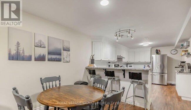 Building Photo - 10 Duval Dr