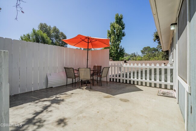 Building Photo - 4134 Santa Rosa Dr