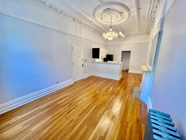 Building Photo - 31 Cambridge Pl