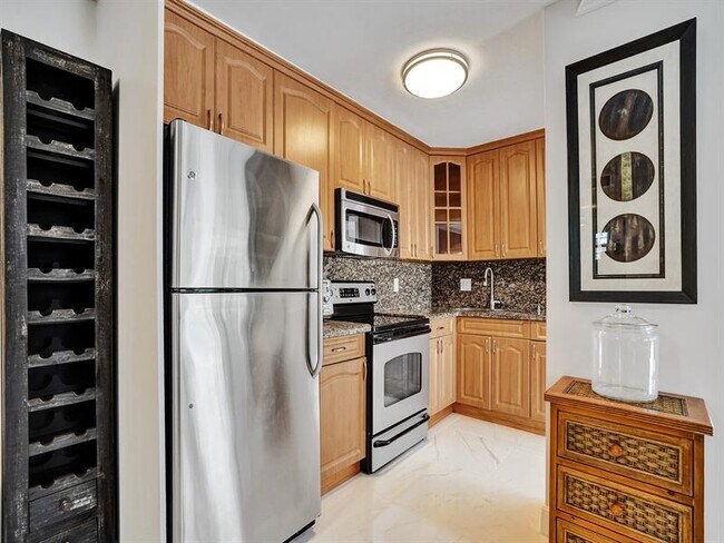 Foto del edificio - 1439 S Ocean Blvd
